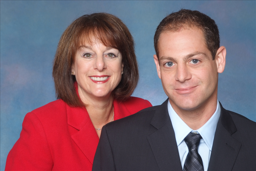 Rochelle & Garrett Alhadeff